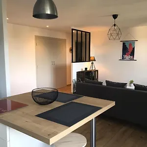  Appartement T2 50m2 3*,centre Ville,calme,lumineux Charme