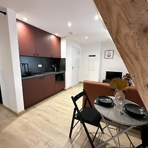  Appartement Sacre Appartement/jardin/parking/wifi