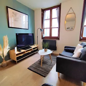  Appartement A 150 M De La Cathedrale